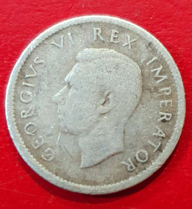 1937  6 Pence - George VI Rex Imperator   Silver (.800)  2.83 g