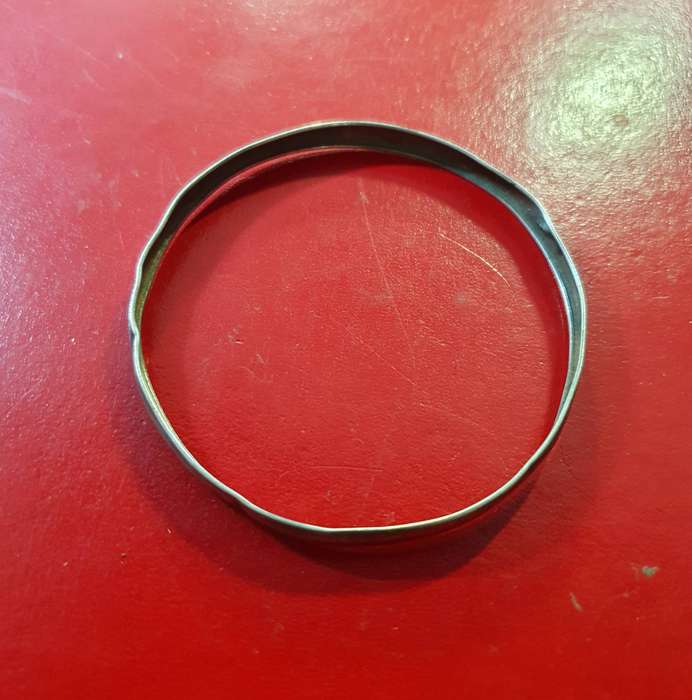 STERLING SILVER BANGLE