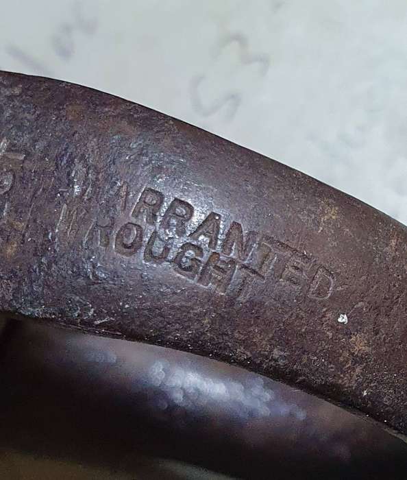 ANTIQUE 1800s HANDCUFFS WITH KEY. WORKING INTACT. HIAT.