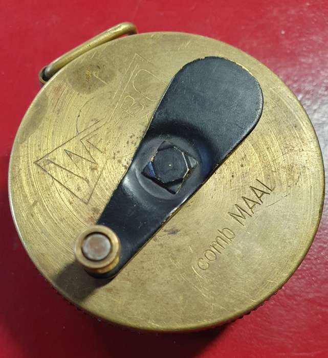 VINTAGE LIVE STOCK / VETERINARY MEASURING TAPE. WEIGHT ESTIMATER.