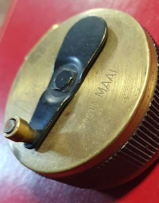 VINTAGE LIVE STOCK / VETERINARY MEASURING TAPE. WEIGHT ESTIMATER.