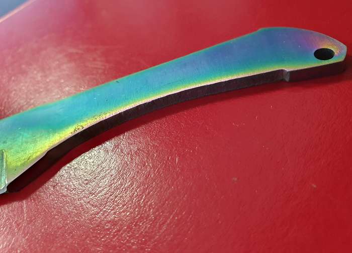 THROWING KNIFE. VERY SHARP. 155mm LONG.