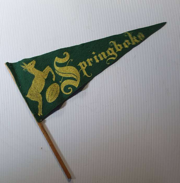 1968 SPRINGBOK SPECTATORS FLAG SIGNED BY JAN ELLIS. 27 JUL. 1968. BOKS VS LIONS. ELLISPARK.