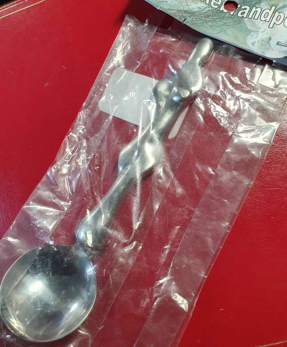 HANNEKE BRAND PEWTER SPOON. FINE DETAIL  !!