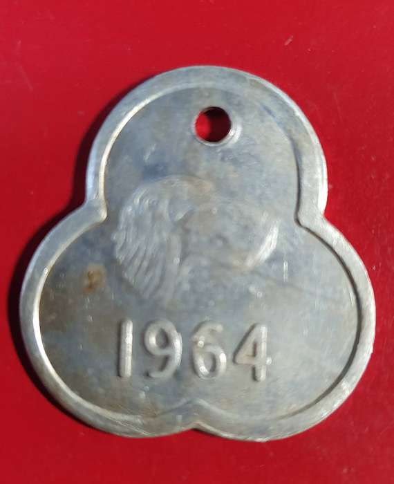 12 X VINTAGE DOG LICENCES . FROM 1958 0NWARDS.