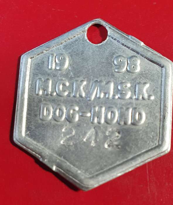 12 X VINTAGE DOG LICENCES . FROM 1958 0NWARDS.