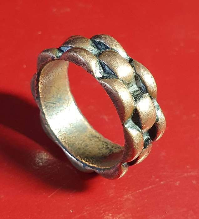 VINTAGE HEAVY COPPER GEAR BIKERS RING. 24mm