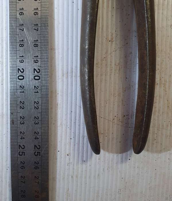 ANTIQUE HAMMER PLIERS . SCARCE FIND !!