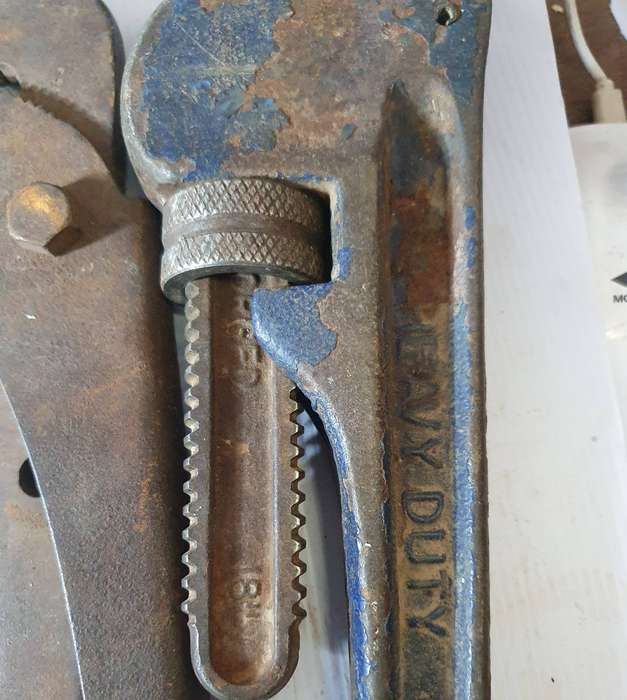 11 X ANTIQUE TO VINTAGE TOOLS. STUNNING MAKERS MARKS. INCL. 18 INCH MONKEY W. ONE BID FOR ALL. LOT B