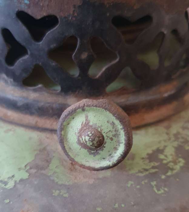 ANTIQUE 30CM HIGH PARAFFIN STOVE AND ENAMEL POT.