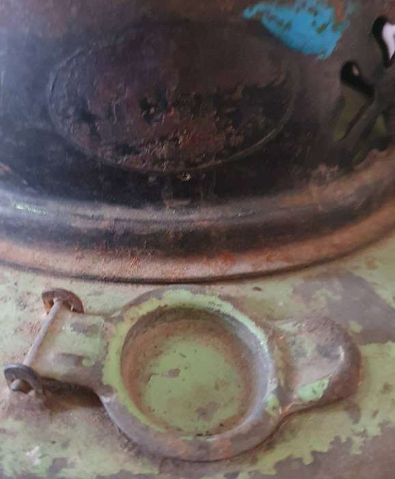 ANTIQUE 30CM HIGH PARAFFIN STOVE AND ENAMEL POT.