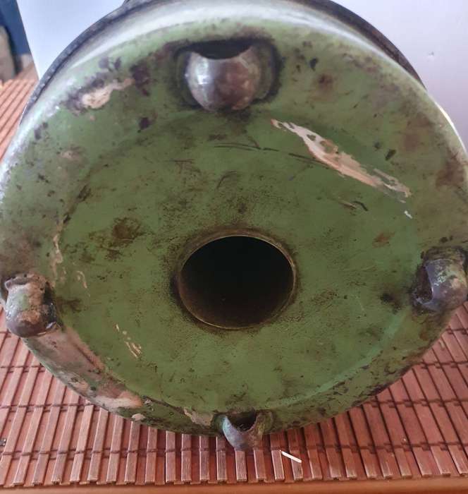 ANTIQUE 30CM HIGH PARAFFIN STOVE AND ENAMEL POT.