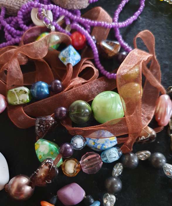 28 x Pieces High End Jewellery. One bid for all.