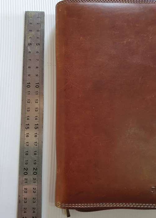 ORIGINAL Jekyll & Hide Oxford Travel Wallet Brown . AS NEW. NEVER BEEN USED.
