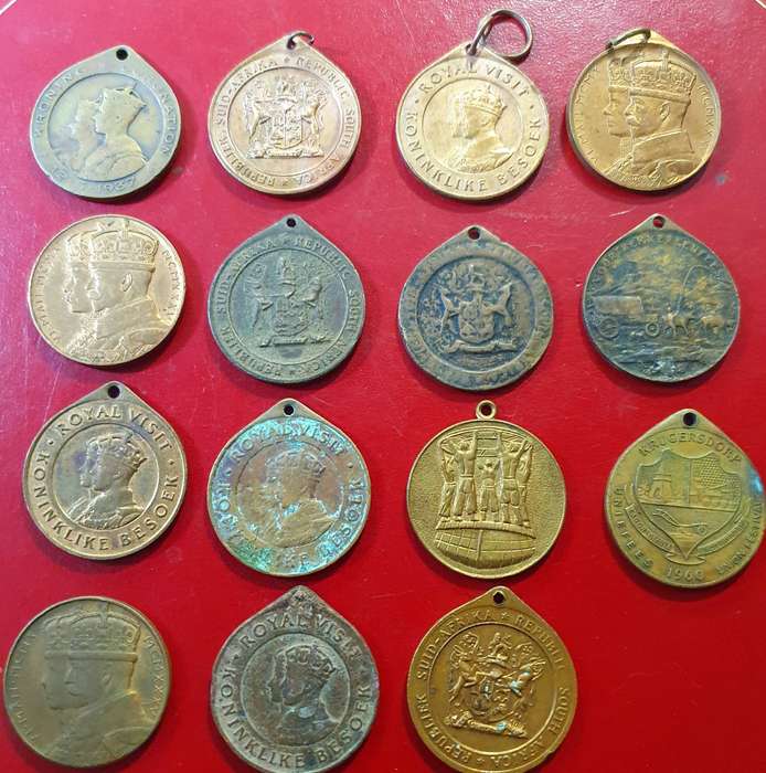 15 X MIXED SA MEDALS . SOME VERY SCARCE ONES !! ONE BID FOR ALL.
