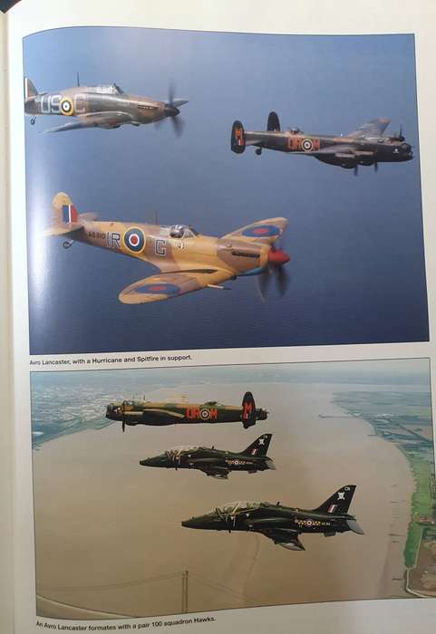 MILITARY AIRCRAFT IN FLIGHT Michael Sharpe 2007 Hardback. HUGE COFFEE TABLE BOOK: 420mm X 300mm