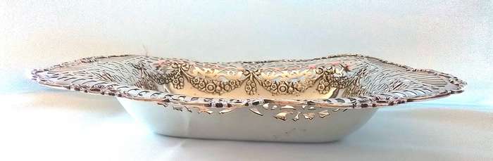 BIRMINGHAM   1897  Decorative Pierced Relief  Bowl