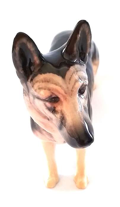 Beswick  -  ALSATION  -  Dog  Figure