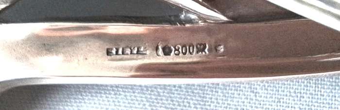 '800'  Silver  -  Art  Nouveau   -  Oval Footed  Relief  Dish with Plated Liner