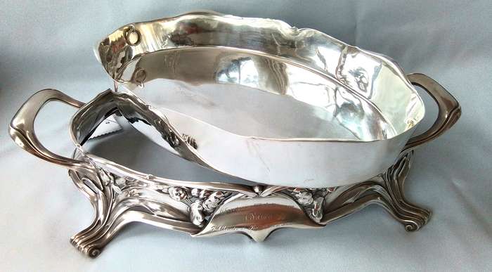 '800'  Silver  -  Art  Nouveau   -  Oval Footed  Relief  Dish with Plated Liner