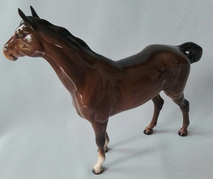 Beswick  -  Vintage  Porcelain  -  Horse  Figure