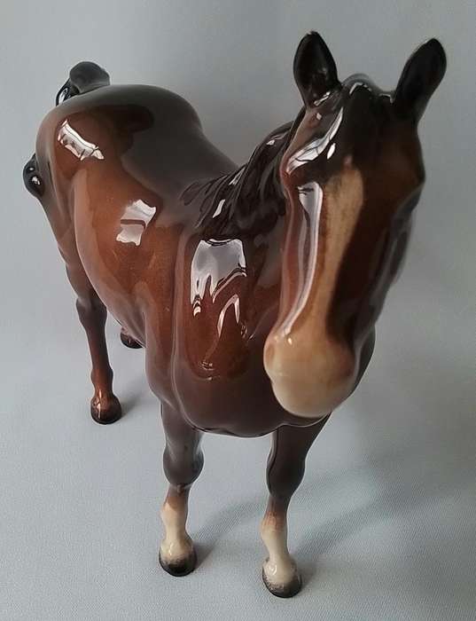 Beswick  -  Vintage  Porcelain  -  Horse  Figure