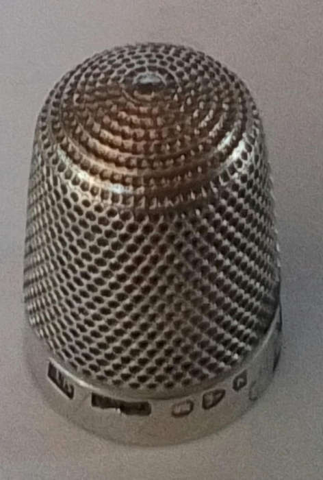 CHESTER 1896  Silver  Thimble  [4]