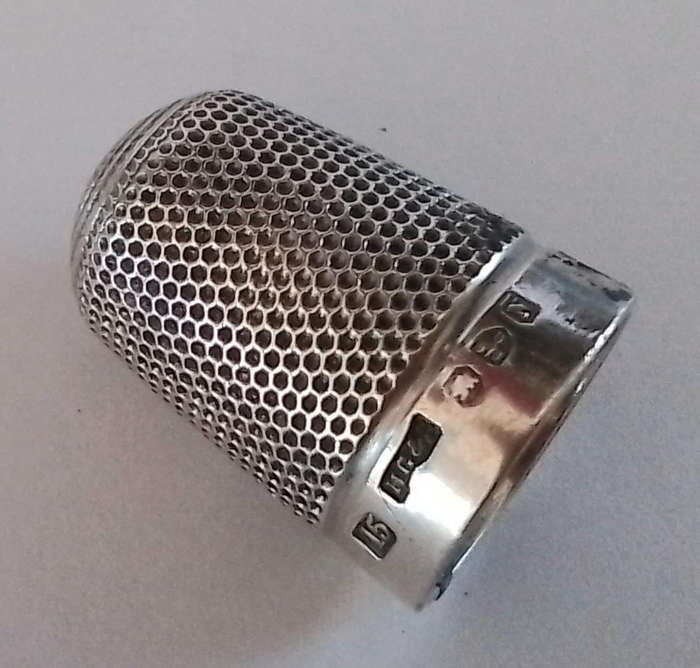 CHESTER 1896  Silver  Thimble  [4]