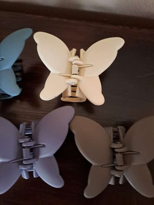 Hair Clips Large Butteflies 5 pieces