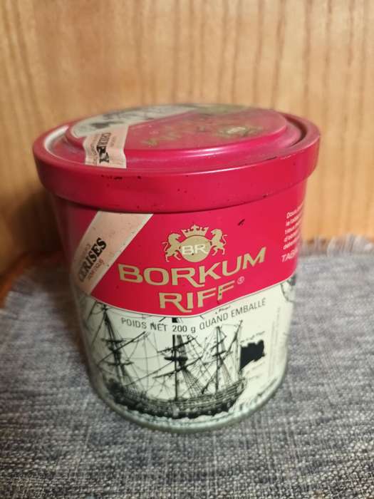 Vintage Borkum Riff Tabacco Tin
