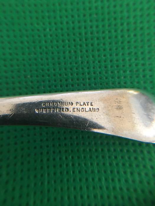 VINTAGE CHEESE KNIVES AND CAKE FORK PLATED  X 3 ITEMS EPNS AND NICKLE SILVER