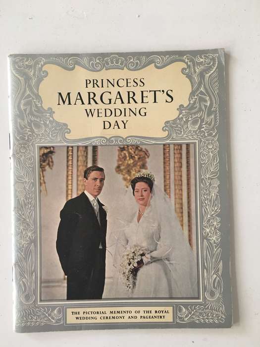 VINTAGE PRINCESS MARGARET'S WEDDING DAY PICTORIAL MEMENTO - 1960