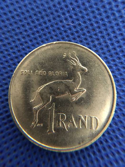 SOUTH AFRICA LOT OF CRESTED COINS NOTE BLUE LUSTER ON SOME  9 COINS  (A13)