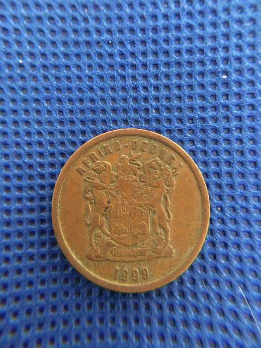 SOUTH AFRICA LOT OF CRESTED COINS NOTE BLUE LUSTER ON SOME  9 COINS  (A13)