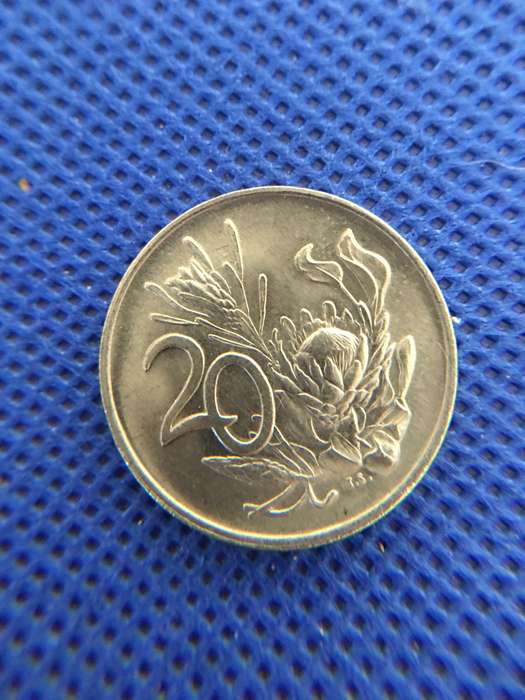 SOUTH AFRICA  - LOT OF 5 COINS - R5 INAUGORATION -  50c -  20c  5c  x 2     (A17)