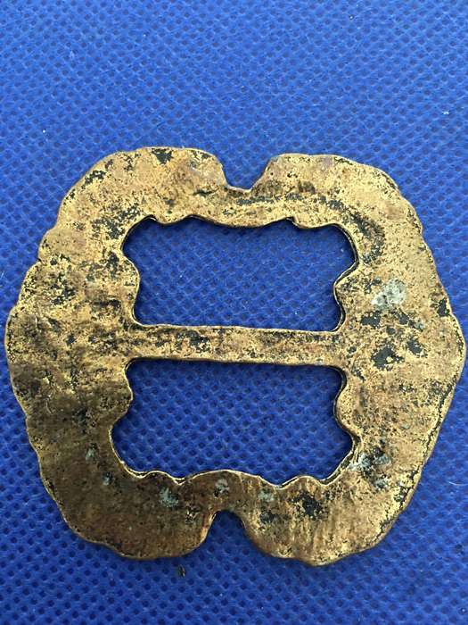ANTIQUE  BRASS BUCKLE  FLORAL