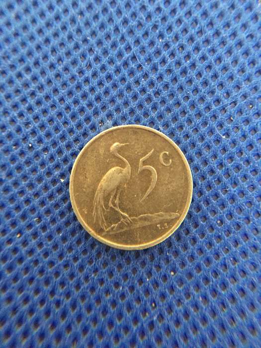 SOUTH AFRICA - LOT OF 5 COINS - (A4)   R2  R1 20c 5c 2c all crested