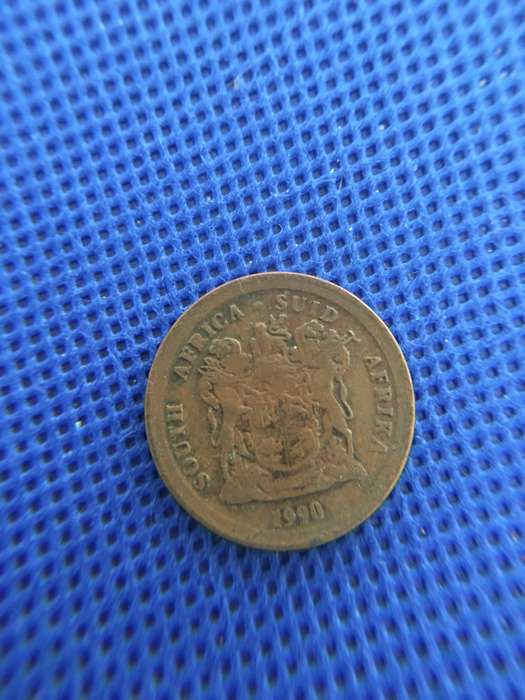 SOUTH AFRICA -  LOT OF 5 COINS - R2  R1  2c 20c  5c   (A5) all crested coins