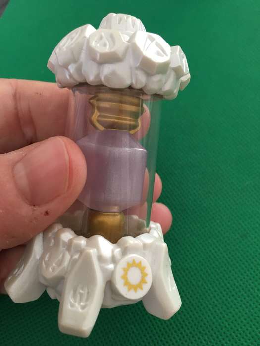 SKYLANDERS - LIGHT CREATION  CRYSTAL  FROM SKYLANDERS - IMAGINATORS GAME