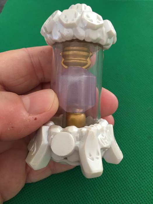 SKYLANDERS - LIGHT CREATION  CRYSTAL  FROM SKYLANDERS - IMAGINATORS GAME