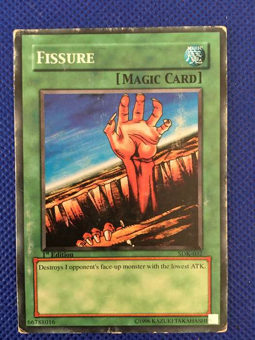YU-GI-OH TRADING CARD - FISSURE
