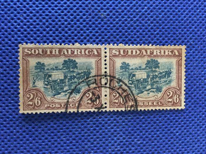 SOUTH AFRICA USED PAIR OX WAGON STAMPS 1927 VOORTREKKER