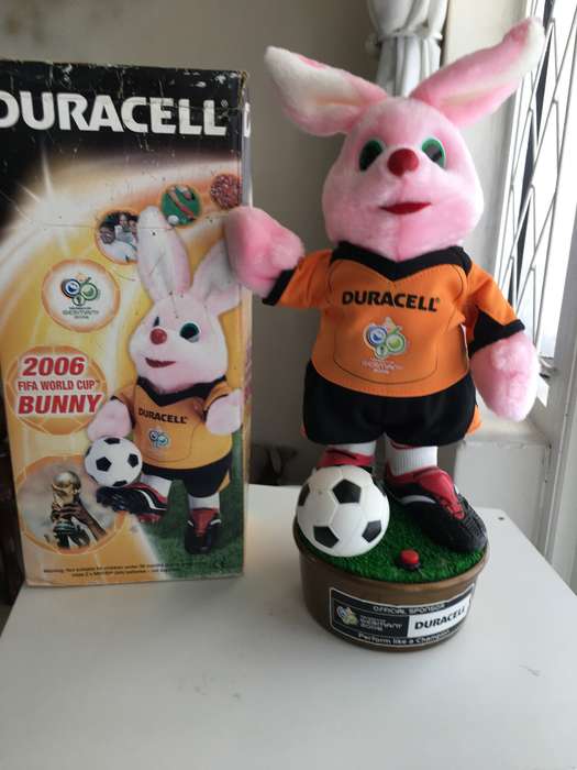 DURACELL BUNNY 2006 FIFA WORLD CUP BUNNY IN BOX - NEVER BEEN TESTED SOLD AS IS