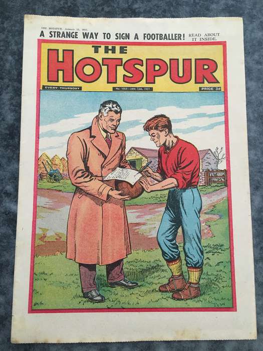 VINTAGE TO ANTIQUE - COMIC/ MAGAZINE - THE HOTSPUR - 1957