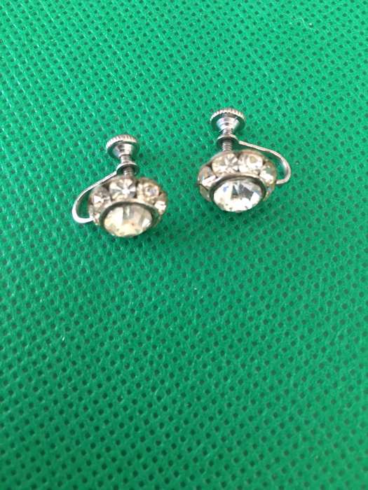VINTAGE EARRINGS  WITH STONES OR CUBIC SECONA
