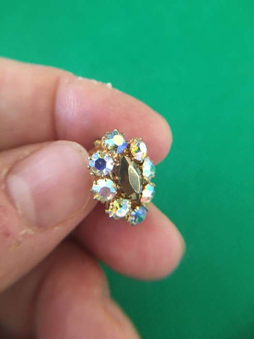 VINTAGE EARRINGS WITH STONES