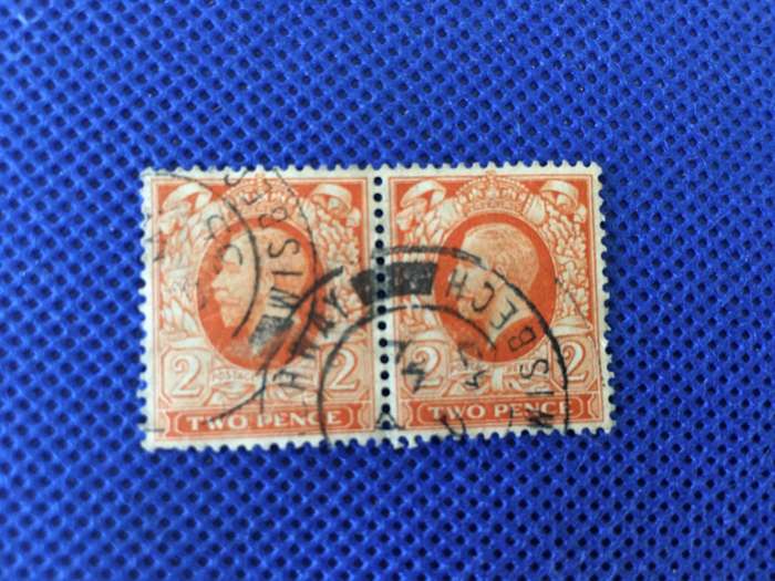 GREAT BRITAIN KING GEORGE PAIR OF STAMPS