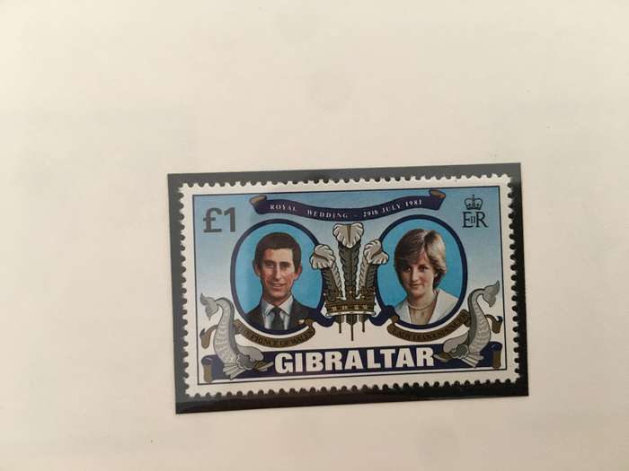 GIBRALTAR - THE ROYAL WEDDING OF PRINCE CHARLES AND LADY DIANA 1981 MINT STAMP