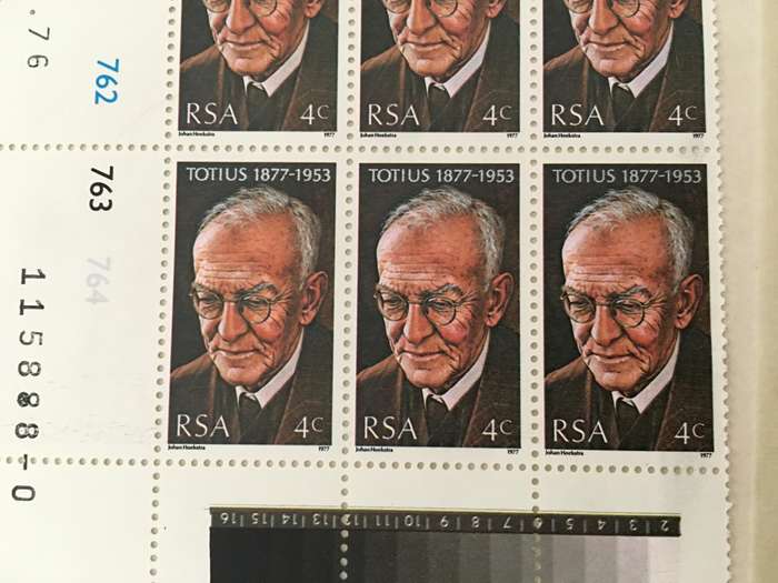 SOUTH AFRICA 1977 MINT BLOCK OF 6 STAMPS