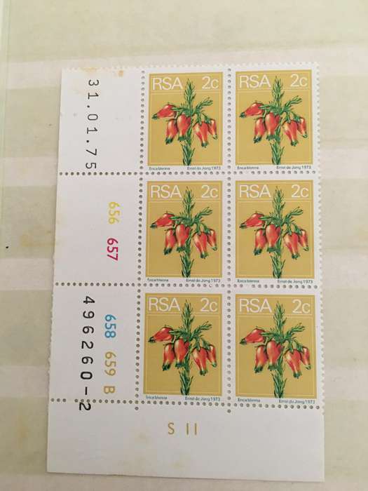 SOUTH AFRICA 2c FLOWER STAMPS BLOCK